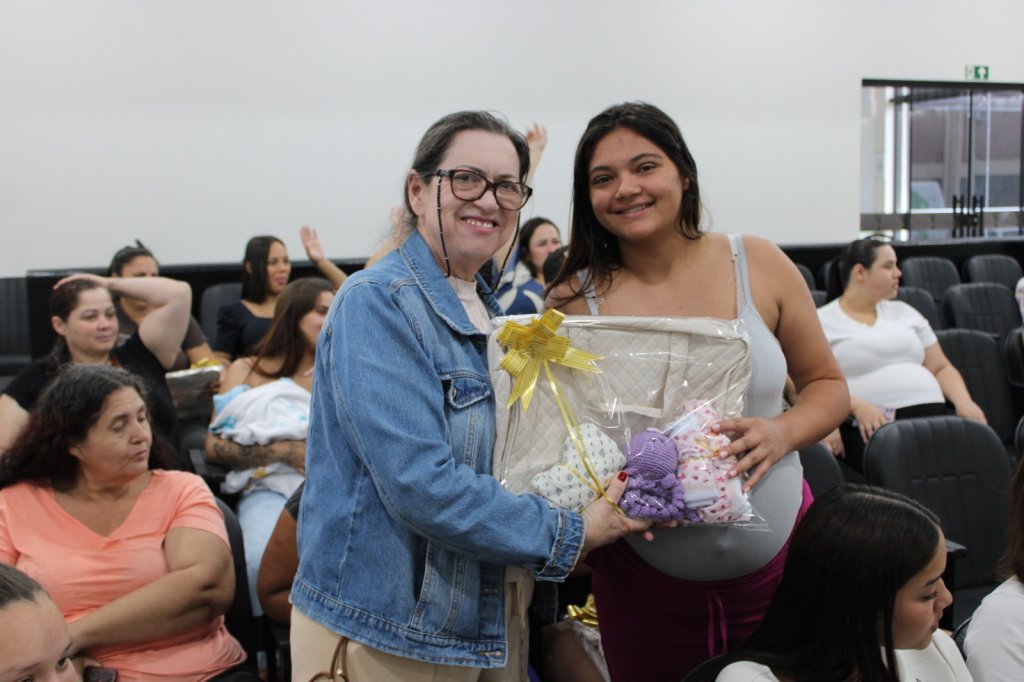 PEABIRU REALIZA ENCONTRO PARA GESTANTES E PUÉRPERAS COM ENTREGA DE KITS NATALIDADE