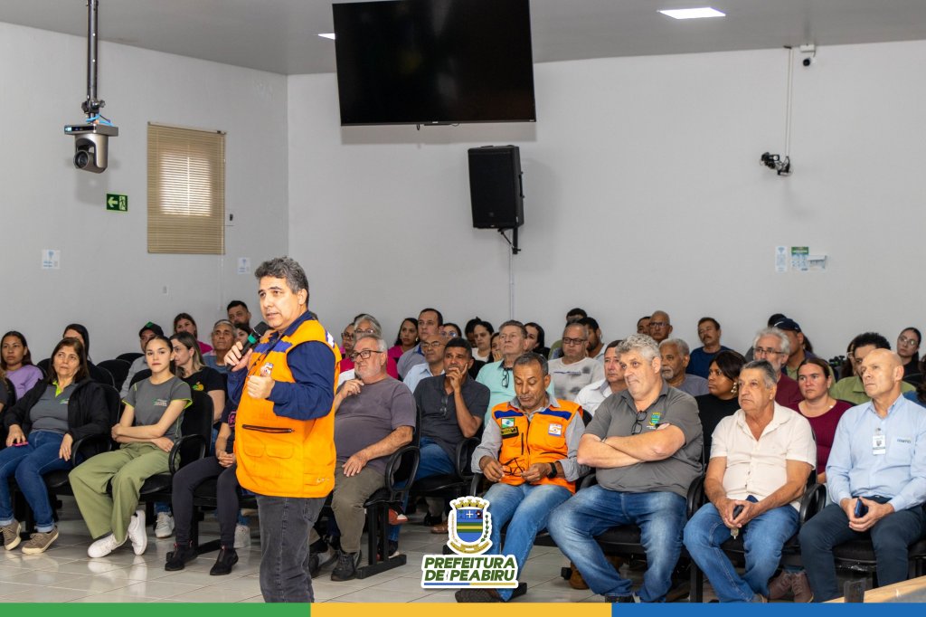 PALESTRA EM PEABIRU ABORDA PREPARAÇÃO E PREVENÇÃO DIANTE DOS IMPACTOS DO EL NIÑO. CRÉDITOS: Comunicação Câmara Municipal de Peabiru